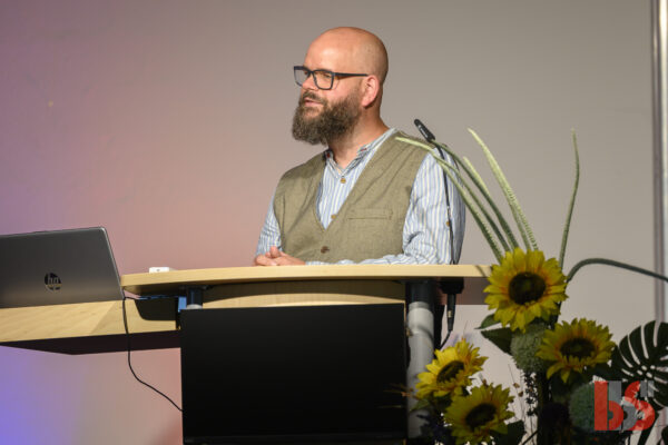 Erzieher und Erzieherinnen und Sozialpäd. Assistentinnen und Assistenten in Teilzeit ausgebildet