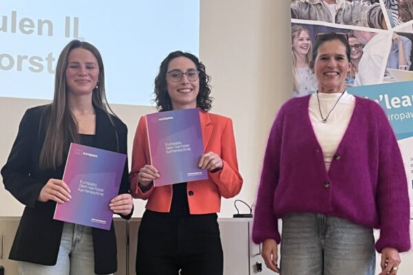 Praktikum in Kroatien: Europass für Marie Tietgens und Tia Sprung